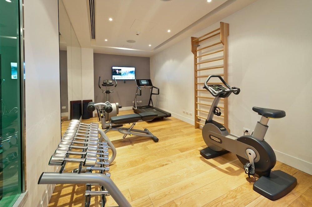 Фото Hotel White