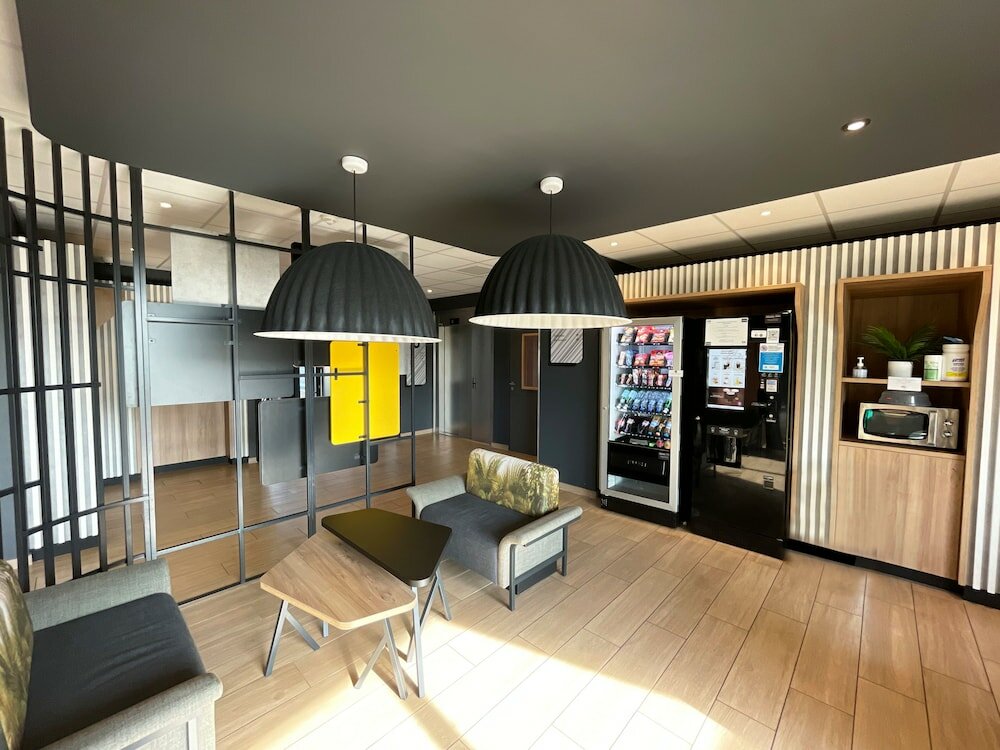 Фото B&b Hotel Compiègne