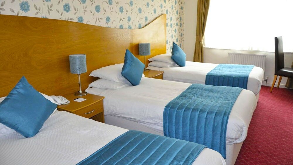 Фото Kensington Court Hotel