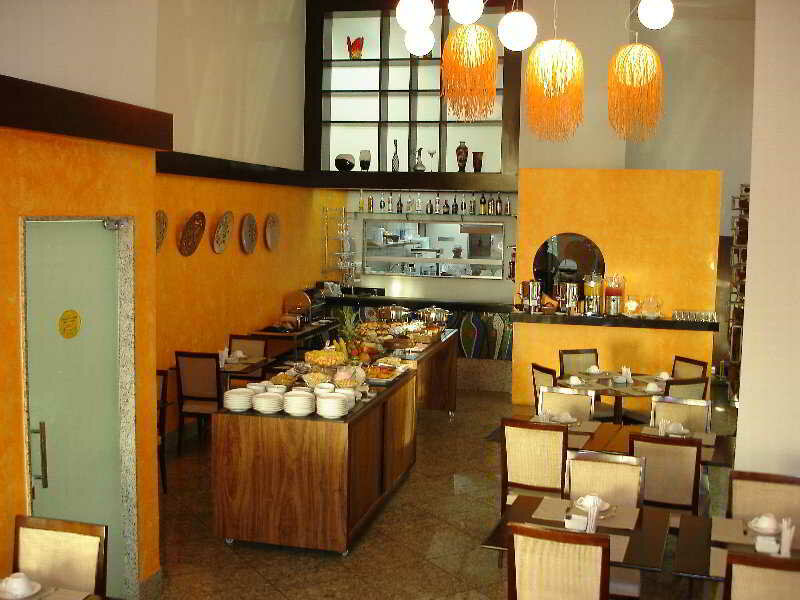 Фото Bristol Praia do Canto