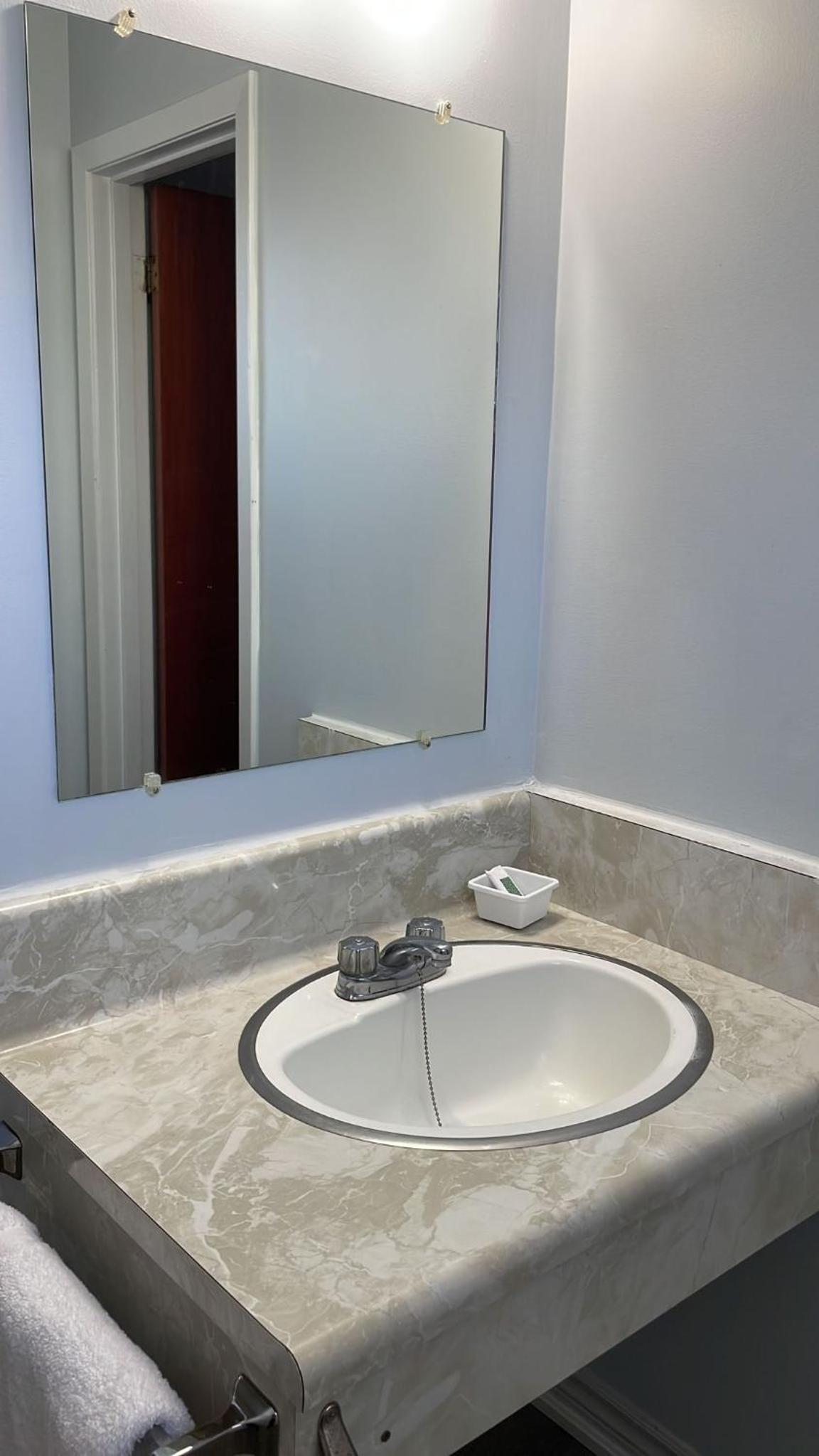 Фото Bel-air Motel