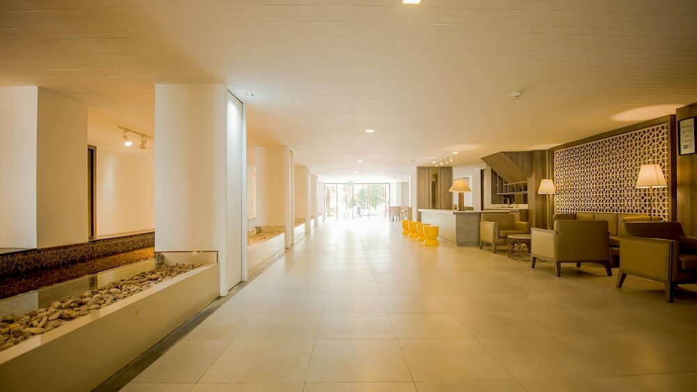 Фото B2 Riverside Premier Hotel