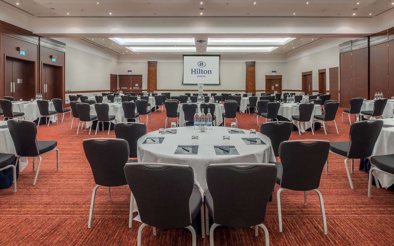 Фото Hilton Reading