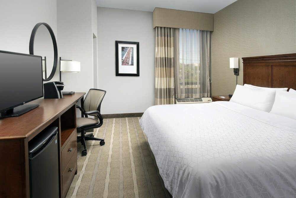 Фото Holiday Inn Express Boston North Woburn by Ihg
