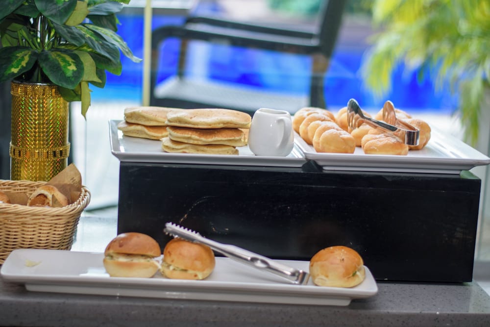 Фото The Blowfish Hotel