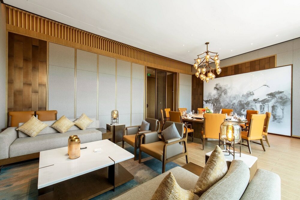 Фото Suining Marriott Hotel