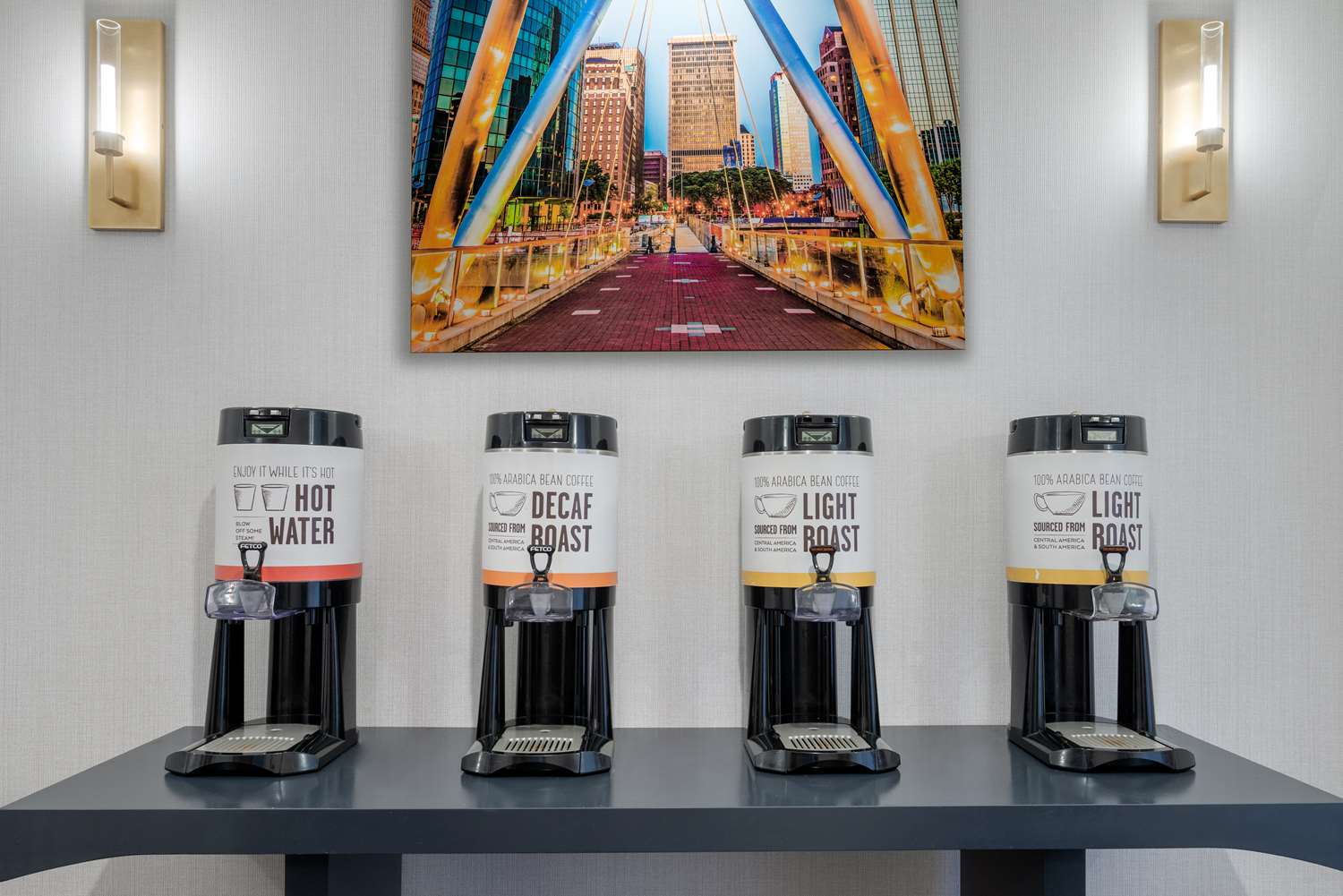 Фото Hampton Inn & Suites Hartford/Farmington