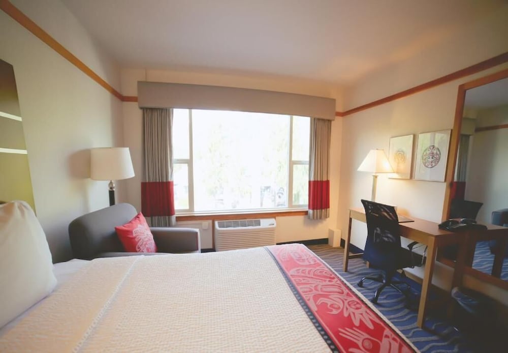 Фото Cape Fox Lodge