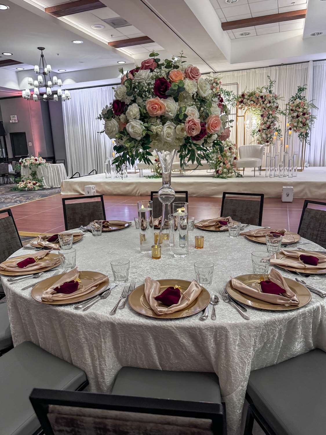 Фото Hilton Sacramento Arden West