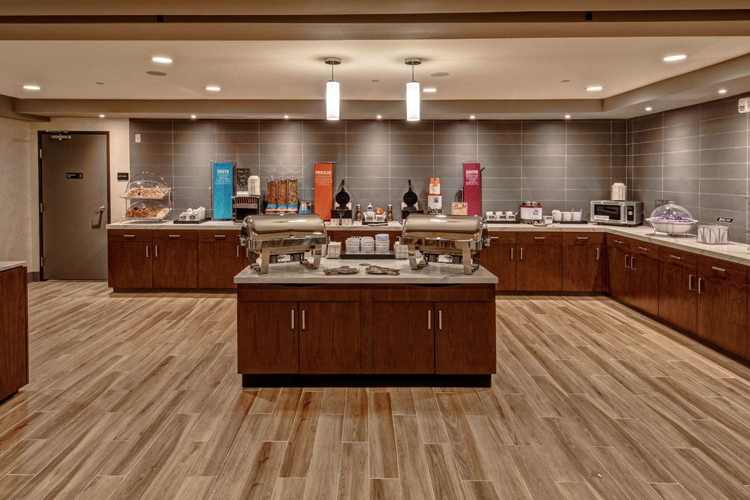 Фото Hampton Inn Vallejo