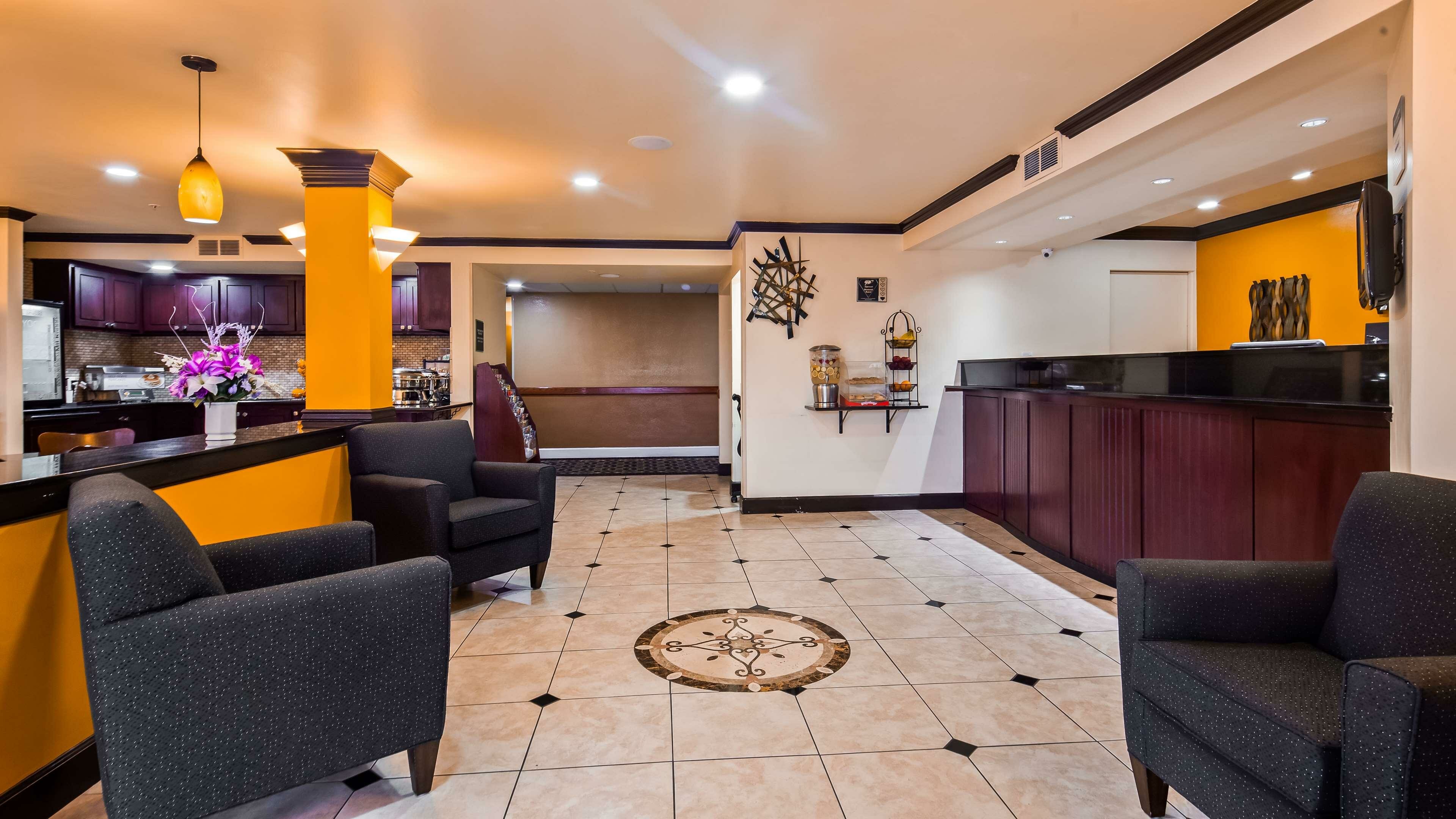 Фото Best Western Orchard Inn