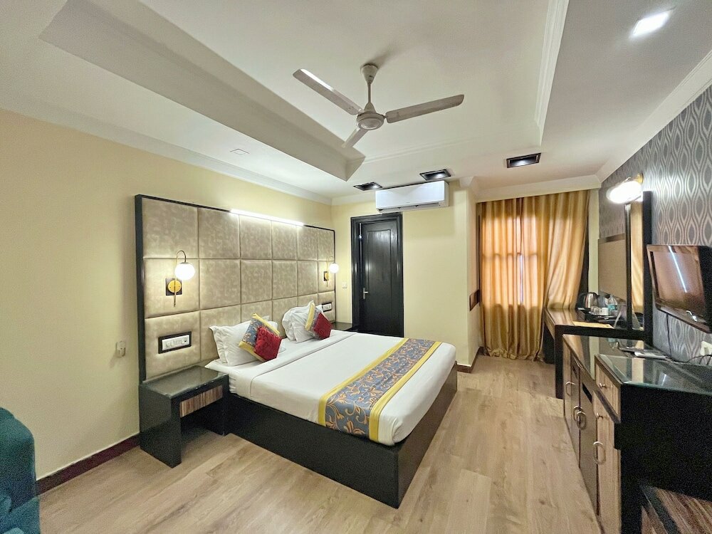 Фото The Oakland Plaza by Orion Hotels