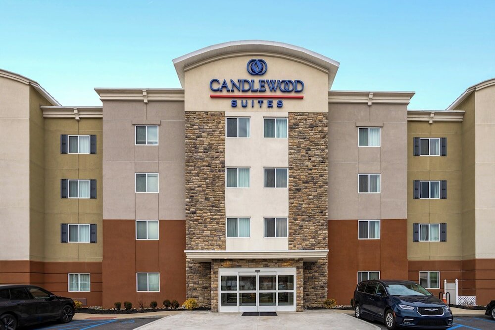 Фото Candlewood Suites Chester - Philadelphia International Airport, an Ihg Hotel