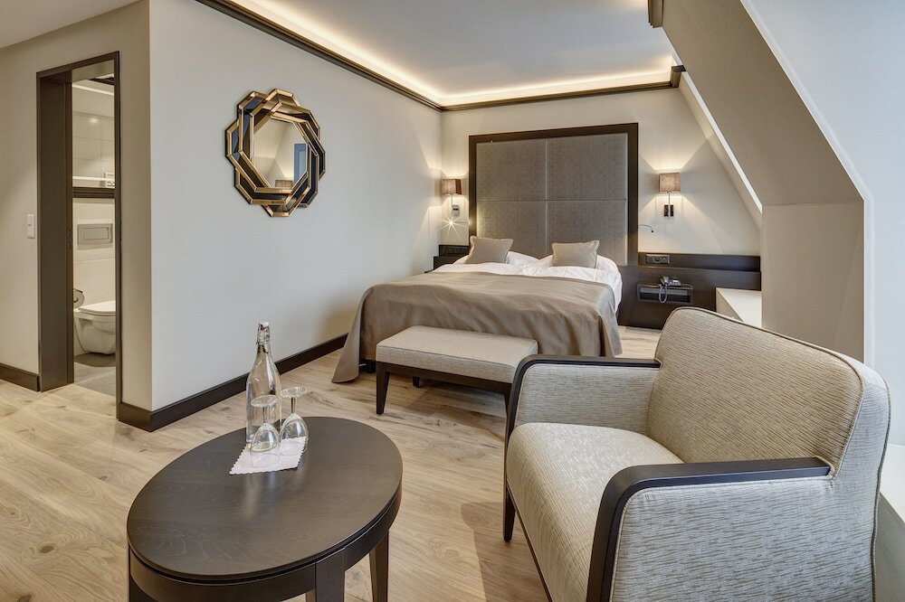 Фото Hotel Monopol