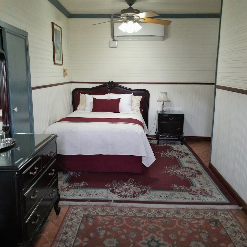 Фото Santo Tomas Hotel