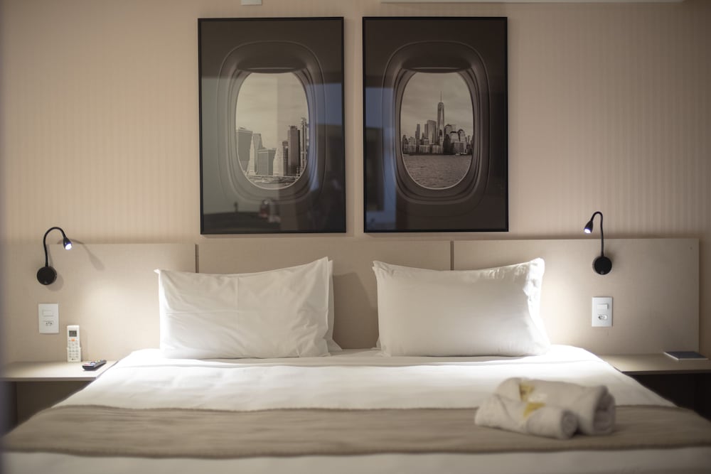 Фото Bristol Infinity Hotel