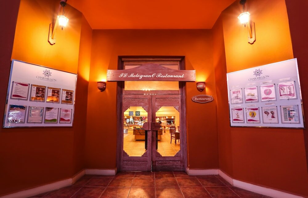 Фото Charmillion Gardens Aquapark Resort