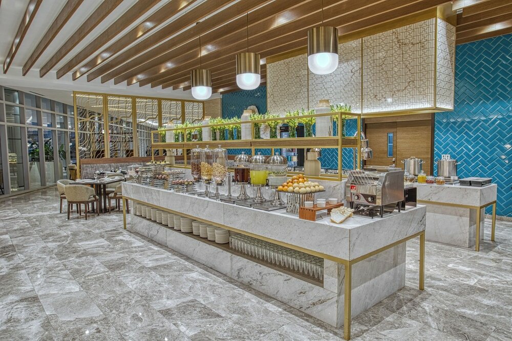 Фото Kingsford Hotel Manila