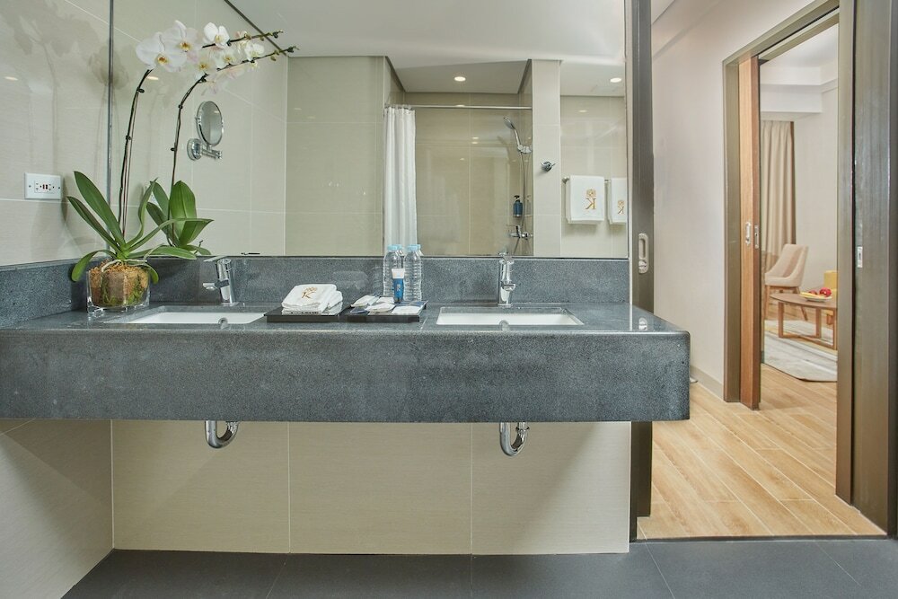 Фото Kingsford Hotel Manila