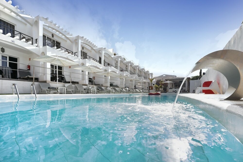 Фото Vista Bonita Gay & Lesbian only Resort