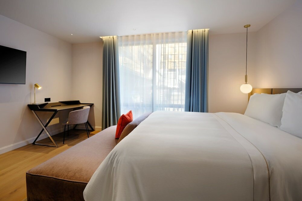 Фото The Westin London City