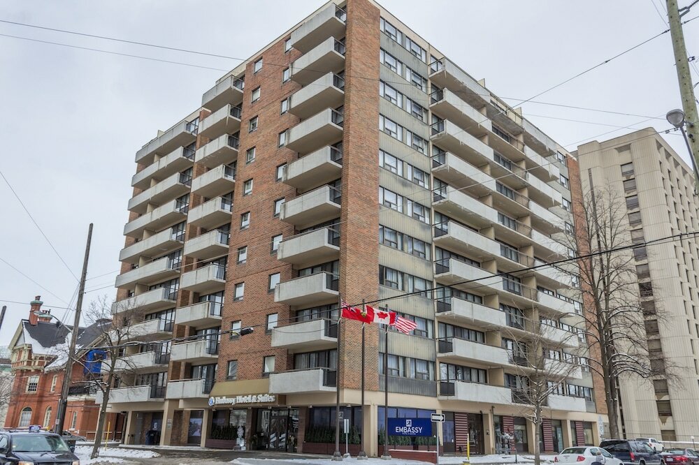 Фото Ottawa Embassy Hotel & Suites