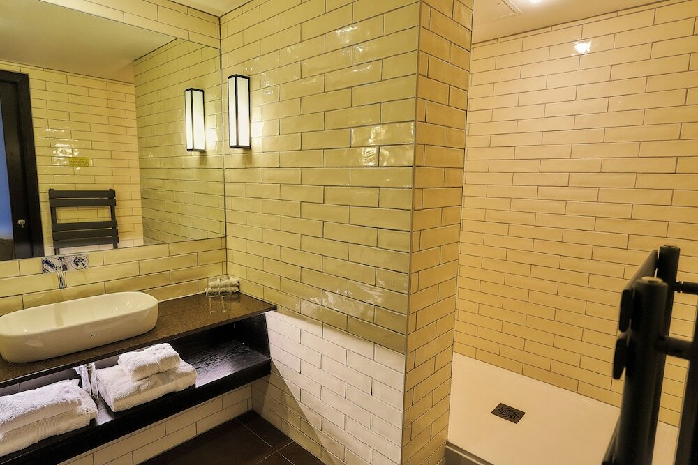 Фото The Vincent Hotel