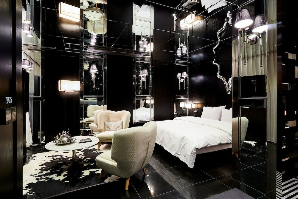 Фото Hotel The Artist Yeoksam