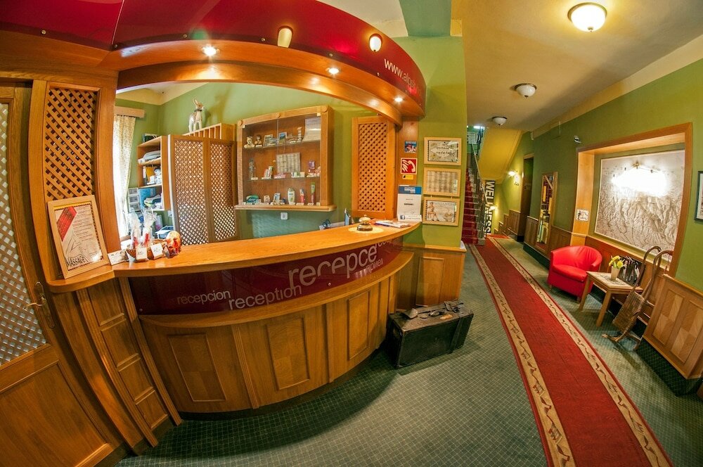 Фото отеля 2