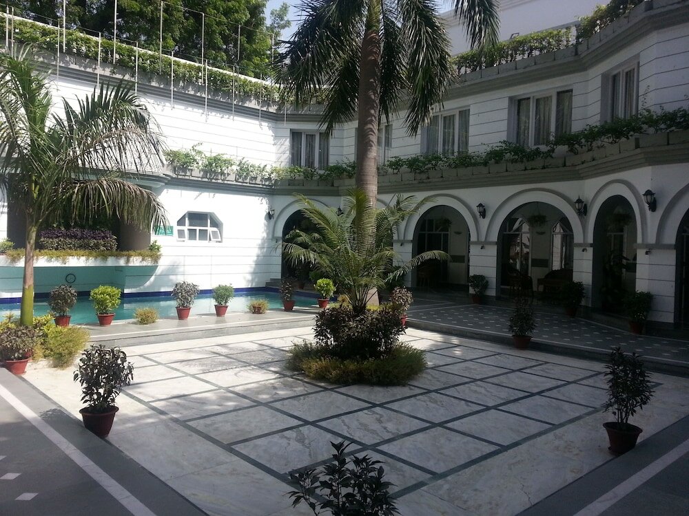 Фото Grand Continental Hotel