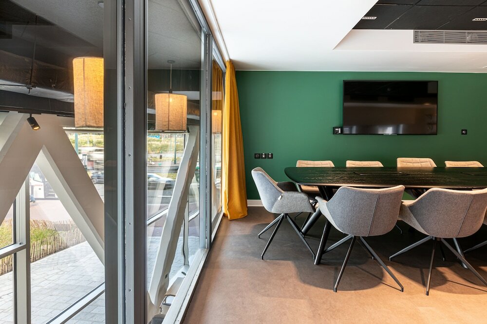 Фото Best Western M Treize Paris Asnieres