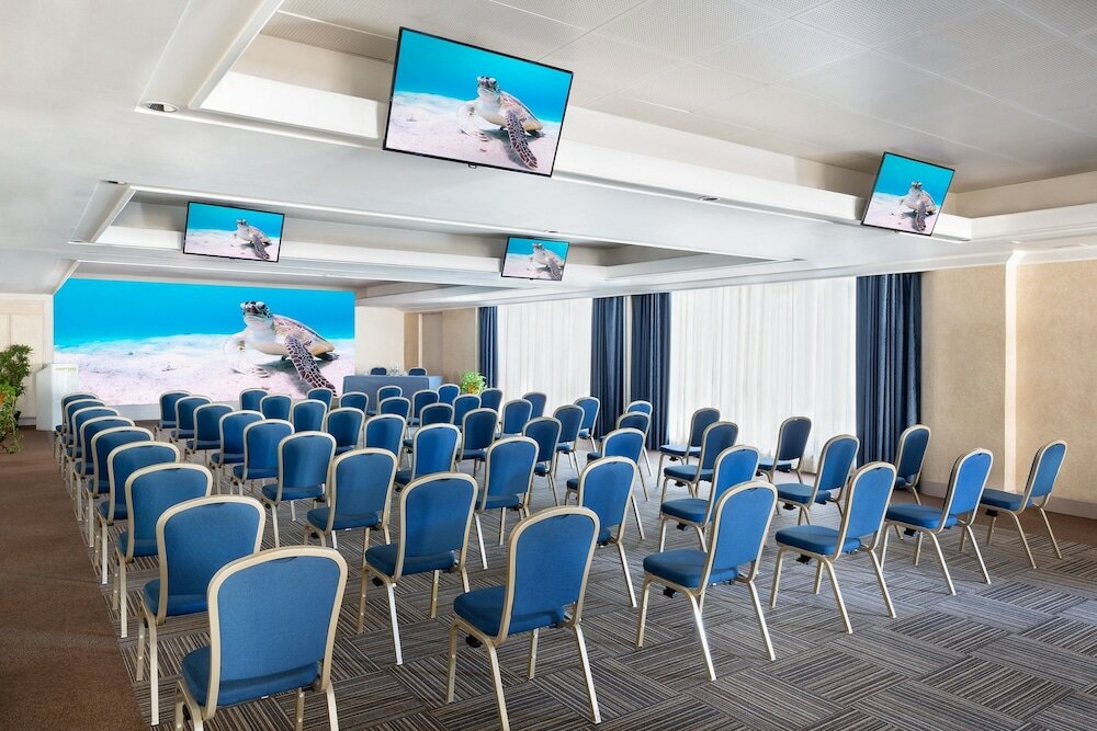 Фото Courtyard by Marriott Rome Central Park