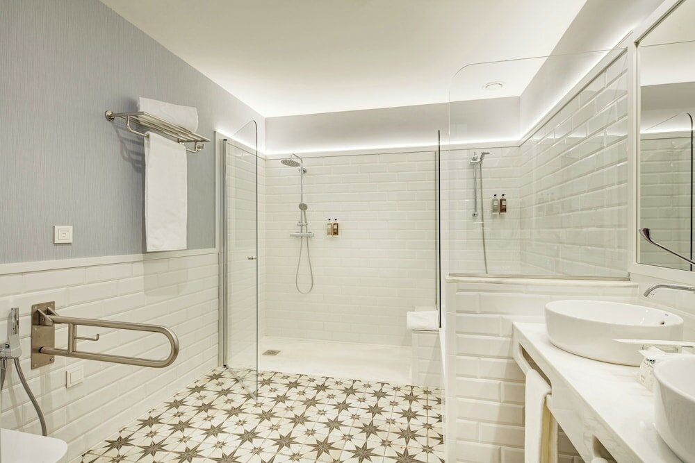 Фото Sercotel Granada Suites