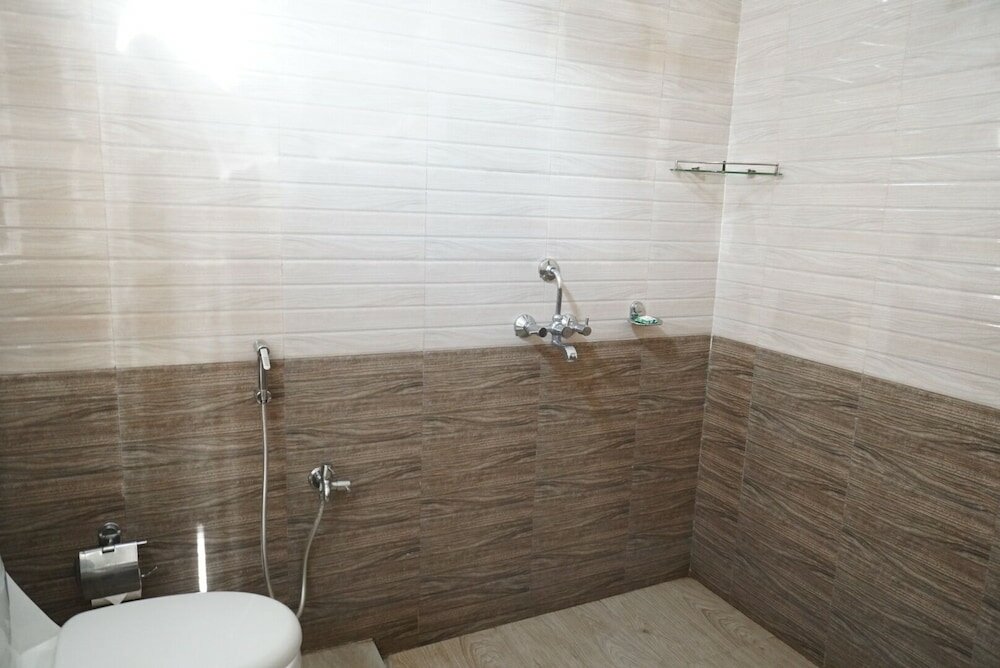 Фото Pemaling Lords Eco Inn Guwahati