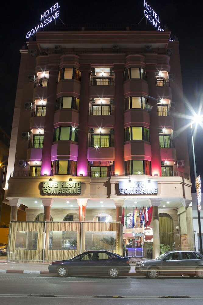 Фото отеля 1