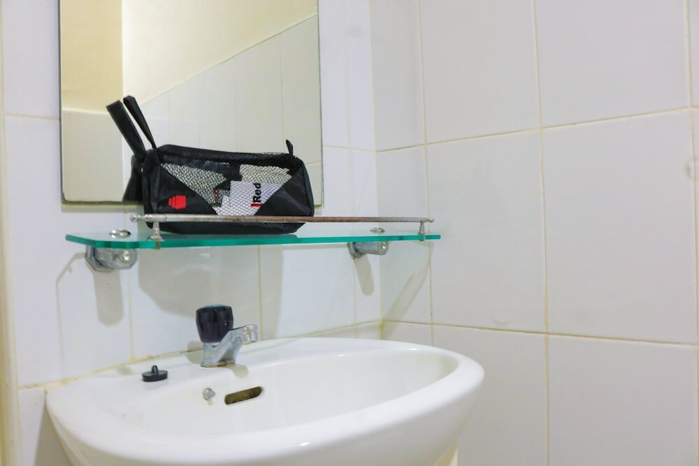 Фото RedDoorz Plus @ Mabolo Cebu