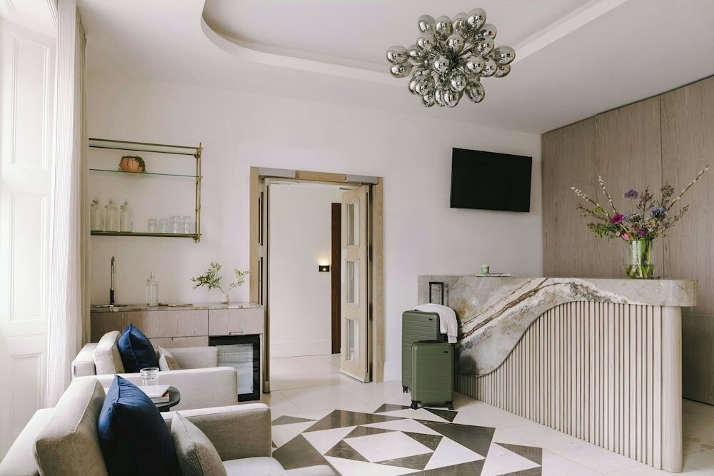 Фото Sonder The Voyage