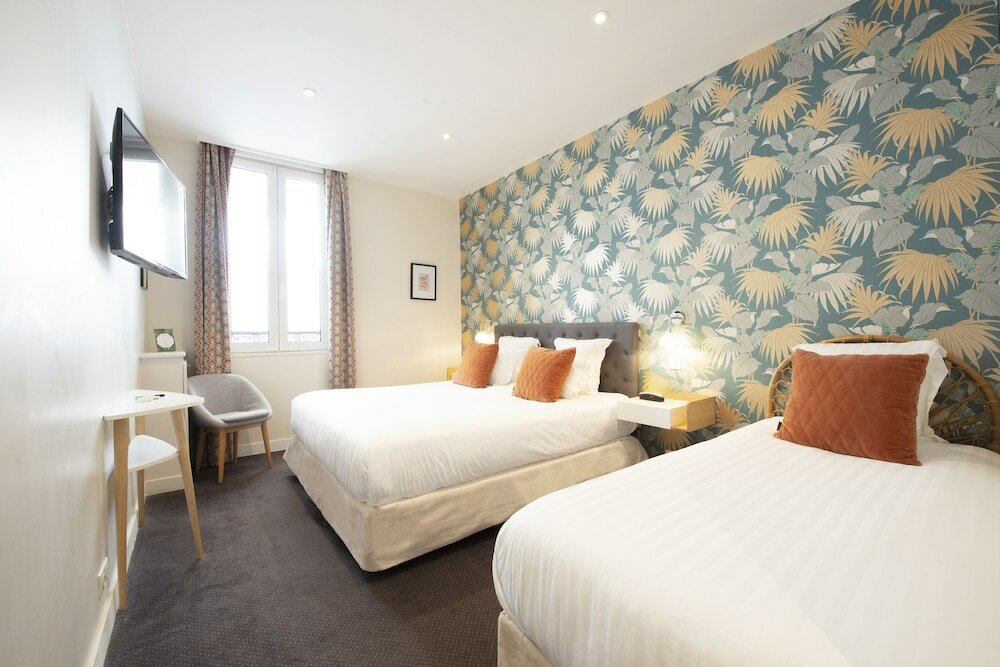 Фото Hotel des Batignolles