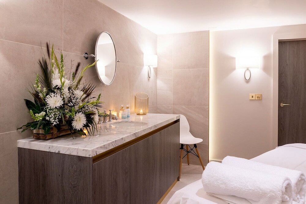 Фото Champneys Henlow