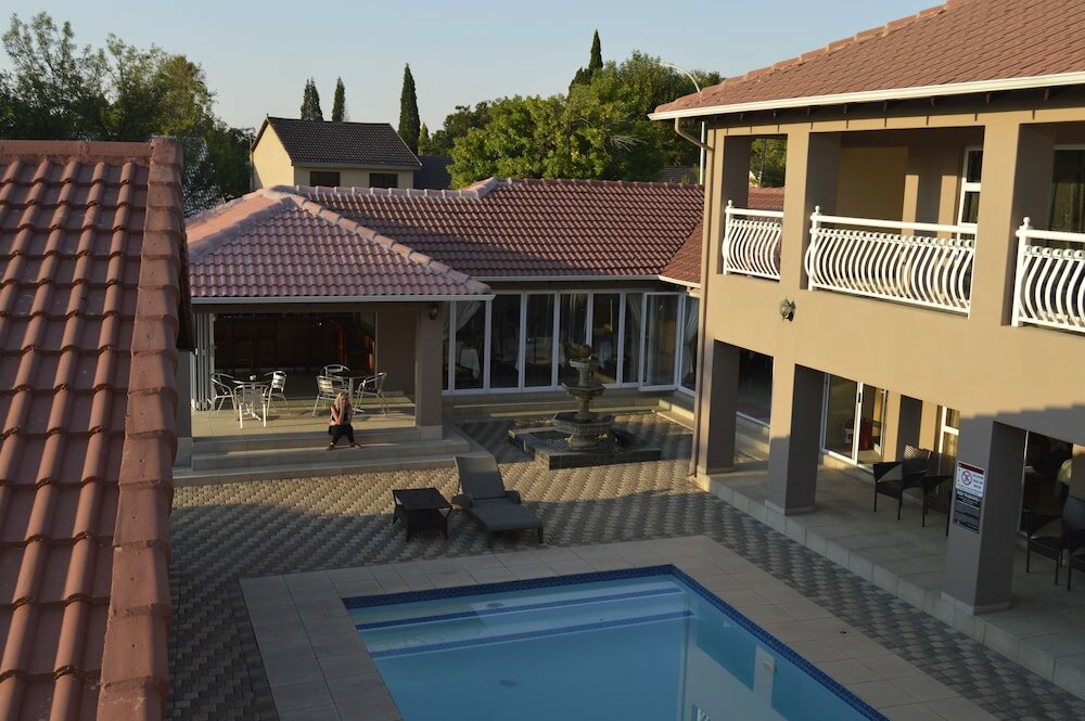 Фото Lakeview Boutique Hotel & Conference Center