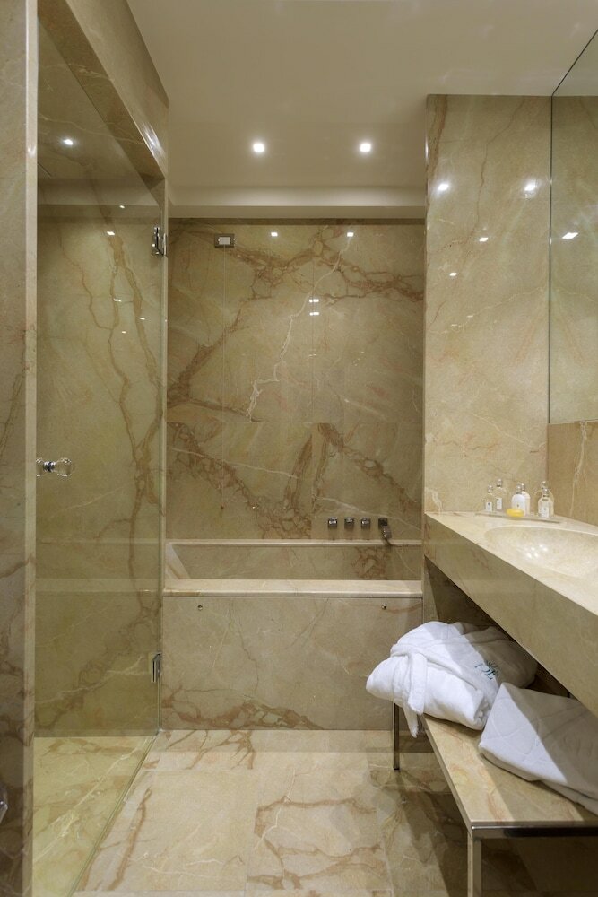 Фото Grand Hotel Des Ètrangers