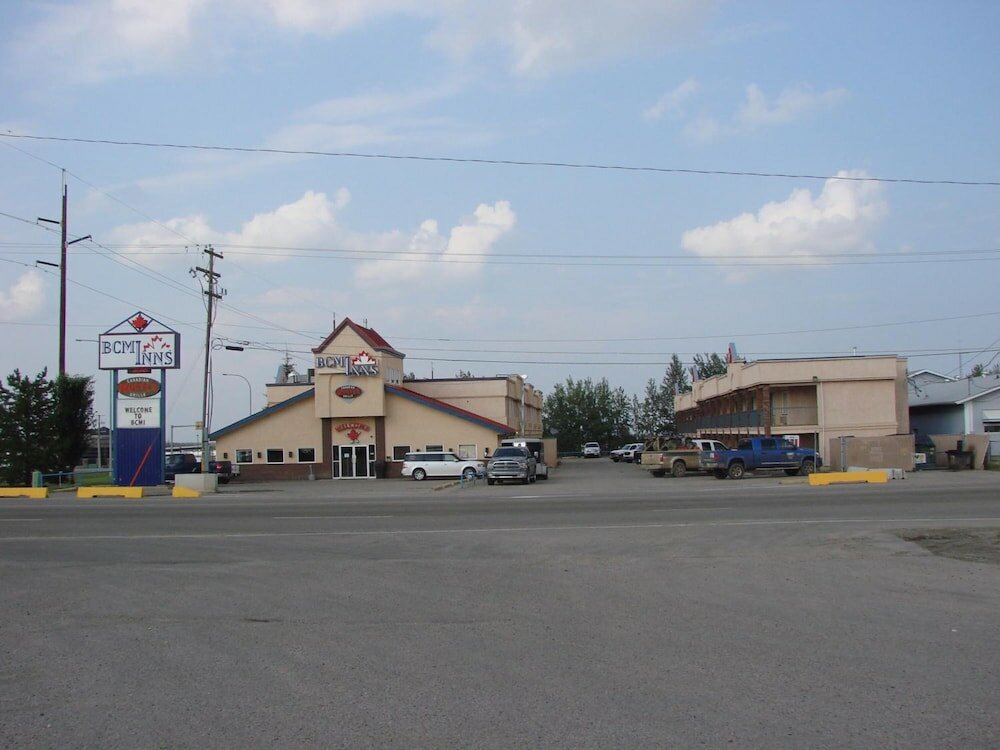 Фото BCMInns Drayton Valley