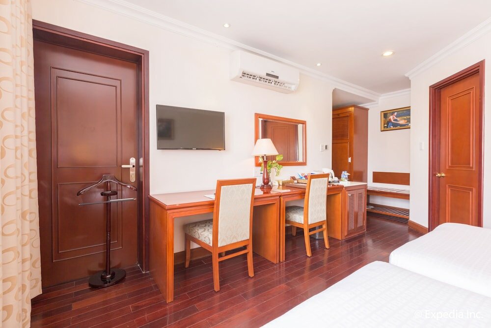 Фото First Hotel