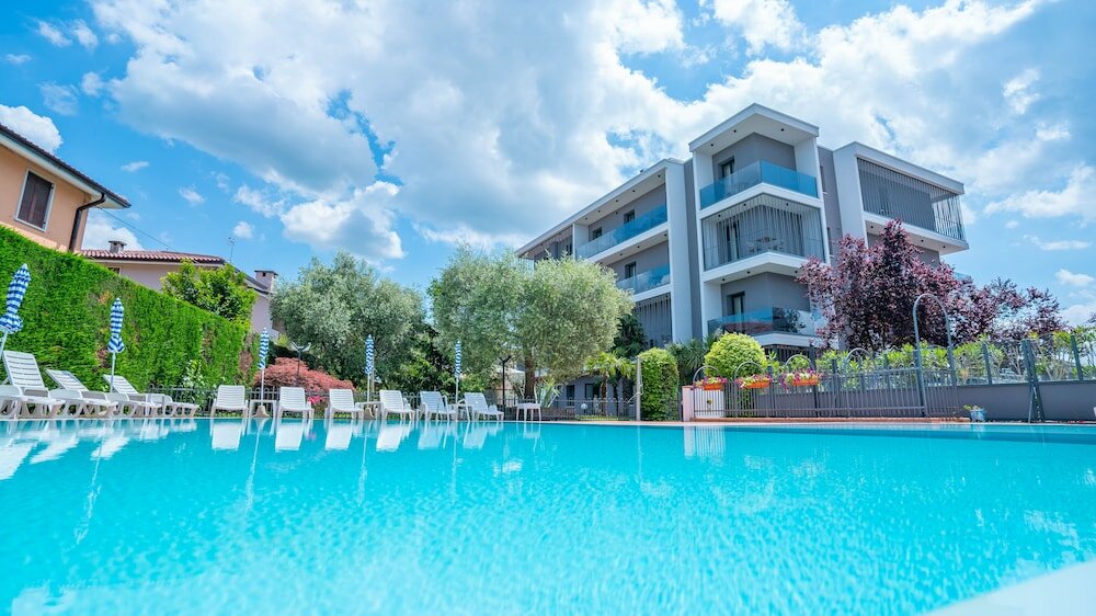 Фото 68584313204