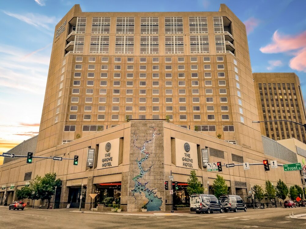 Фото The Grove Hotel