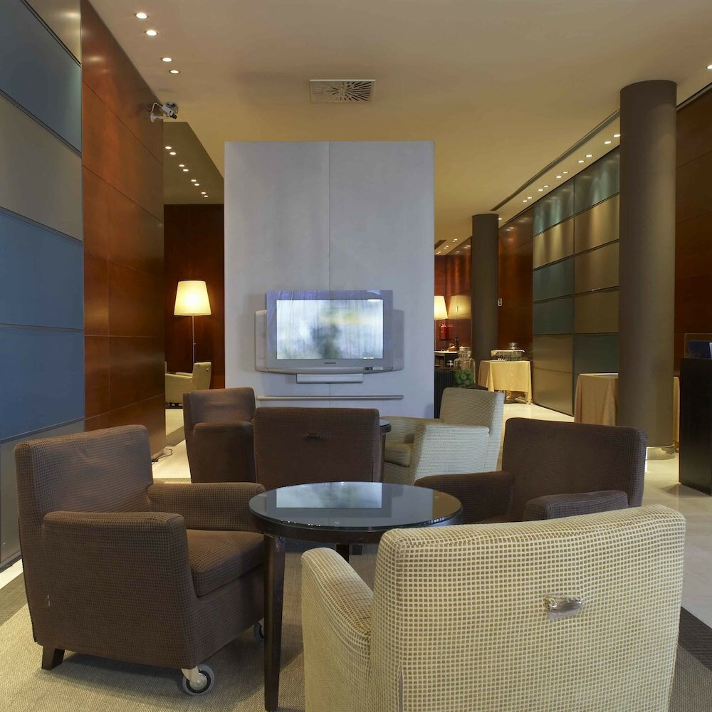 Фото Ac Hotel Alcala de Henares by Marriott