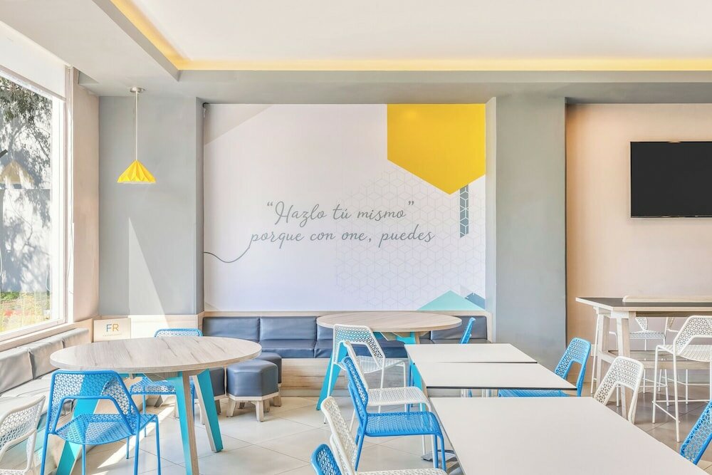 Фото One San Luis Potosi Glorieta Juarez