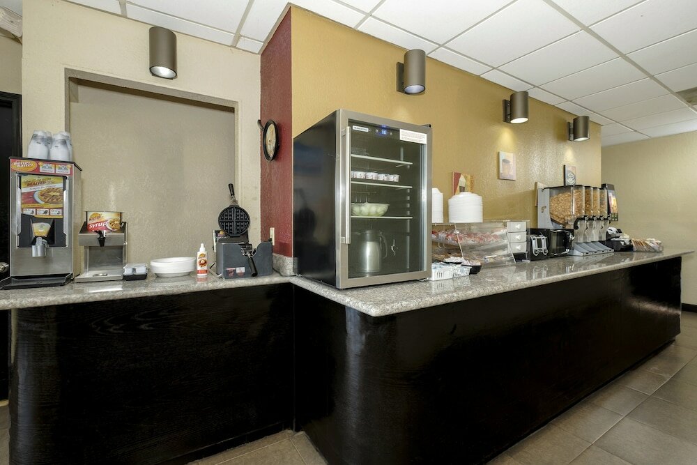 Фото Red Roof Inn Hot Springs