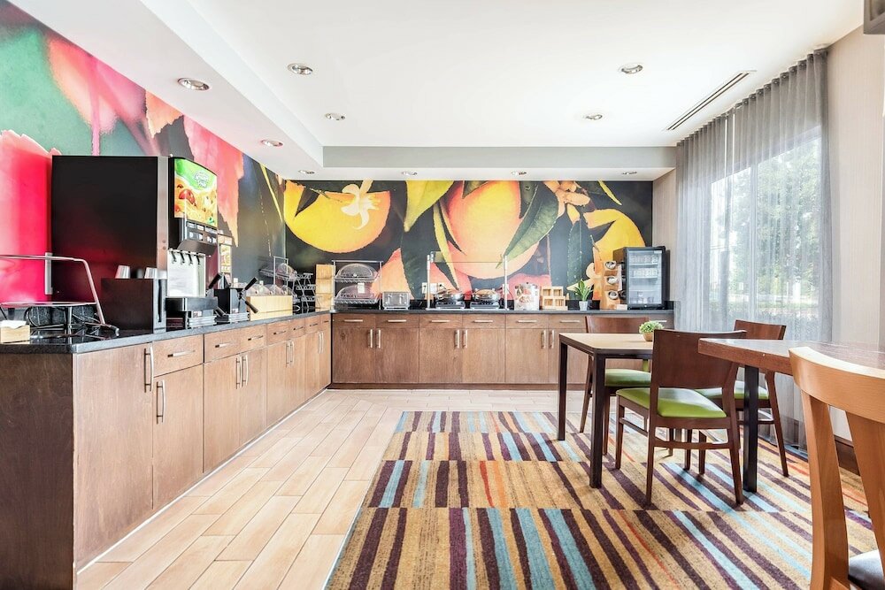 Фото Fairfield Inn by Marriott Northlake