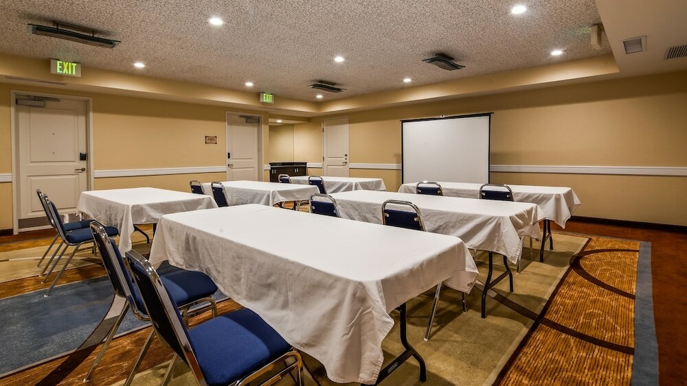 Фото Best Western Plus Marina Gateway Hotel